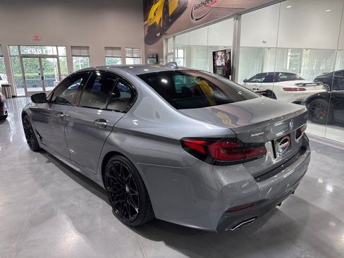 Used 2021 BMW 530i RWD image 33