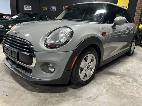 Used 2019 MINI Cooper 2-Door Hardtop w/ Storage Package image 2