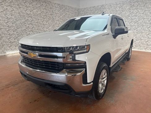 Used 2020 Chevrolet Silverado 1500 LT w/ All-Star Edition AWD/4WD image 3