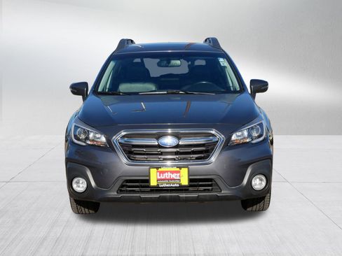 Used 2018 Subaru Outback 2.5i Limited w/ Popular Package #2 image 2