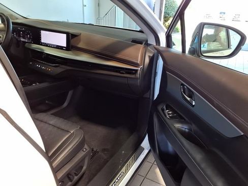 Used 2025 Nissan Murano Platinum w/ Cargo Package AWD/4WD image 27