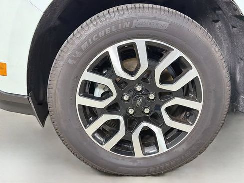 Certified 2024 Ford Maverick Lariat FWD image 38