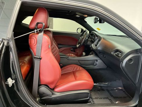Used 2021 Dodge Challenger SRT Hellcat w/ Plus Package image 22