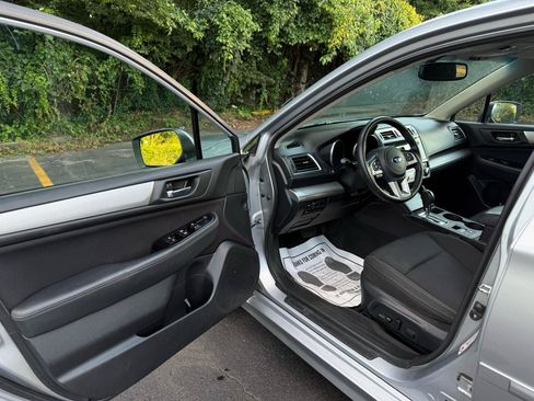 Used 2015 Subaru Legacy 2.5i Premium w/ Moonroof Package AWD/4WD image 13