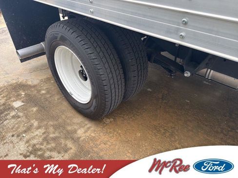 New 2024 Ford E-350 and Econoline 350 Super Duty w/ Power Windows & Locks Group image 3