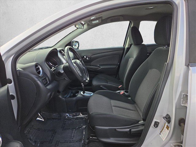 Used 2016 Nissan Versa FWD image 14