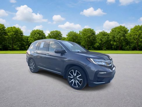 Used 2022 Honda Pilot Touring image 3