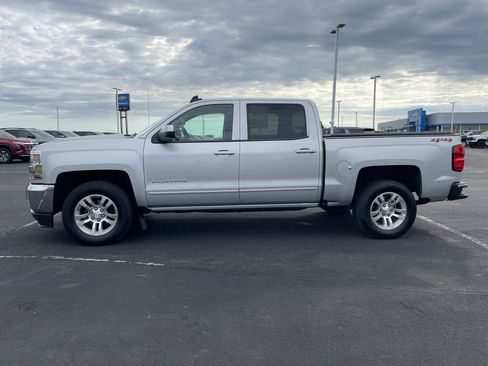 Used 2018 Chevrolet Silverado 1500 LT w/ All Star Edition AWD/4WD image 2