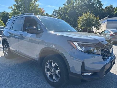 Used 2022 Honda Passport TrailSport image 10