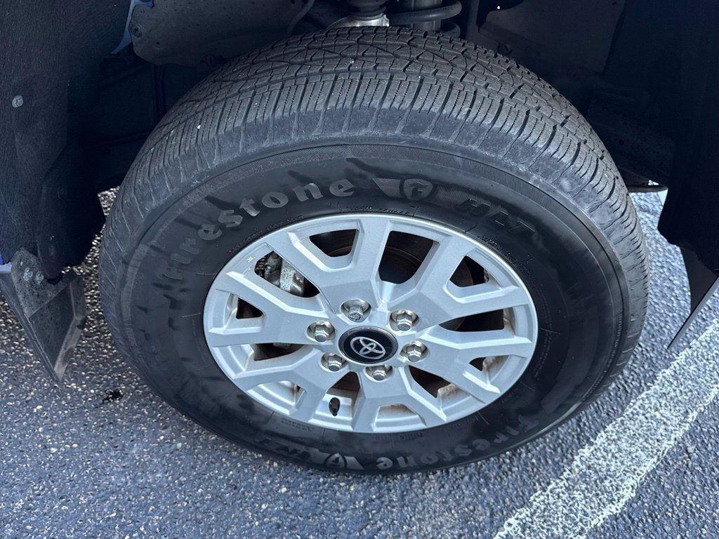 Used 2024 Toyota Tacoma SR5 AWD/4WD image 53