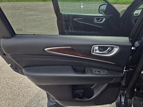 Used 2015 INFINITI QX60 Luxe w/ Deluxe Touring Package AWD/4WD image 19