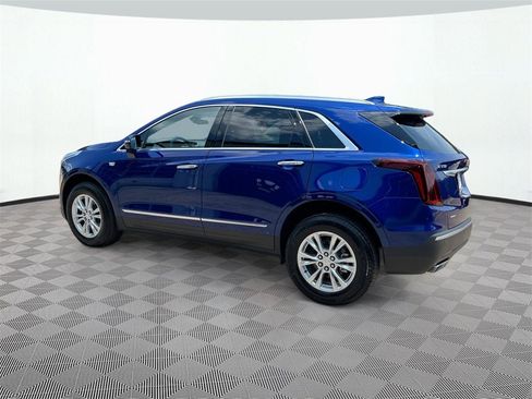 New 2025 Cadillac XT5 Luxury image 5