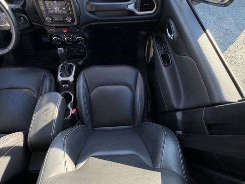 Used 2017 Jeep Renegade Limited AWD/4WD image 23