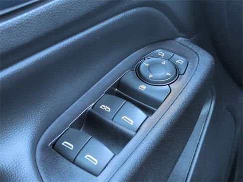 Used 2020 Chevrolet Equinox LT image 37