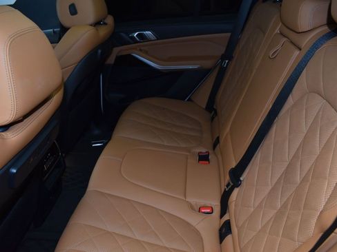 Used 2023 BMW X5 sDrive40i image 16