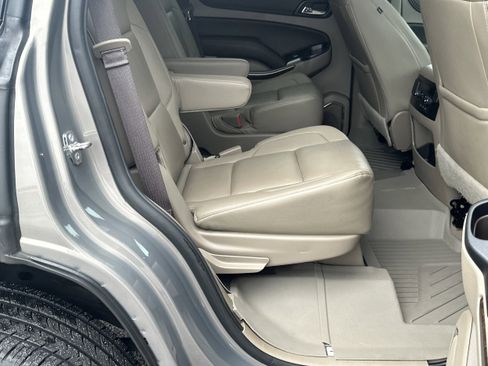 Used 2019 Chevrolet Tahoe LT RWD image 15