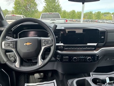 New 2026 Chevrolet Silverado 1500 LT AWD/4WD image 5