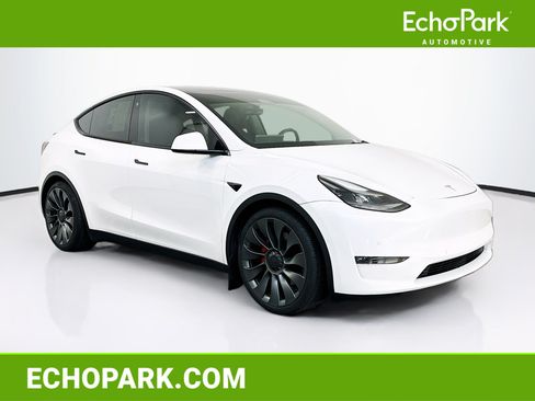 Used 2022 Tesla Model Y Performance AWD/4WD image 1