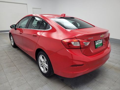 Used 2017 Chevrolet Cruze LT image 5