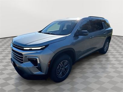 New 2025 Chevrolet Traverse LT w/ Driver Confidence Package