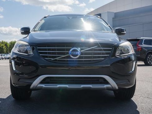Used 2017 Volvo XC60 T6 Dynamic w/ Climate Package AWD/4WD image 2