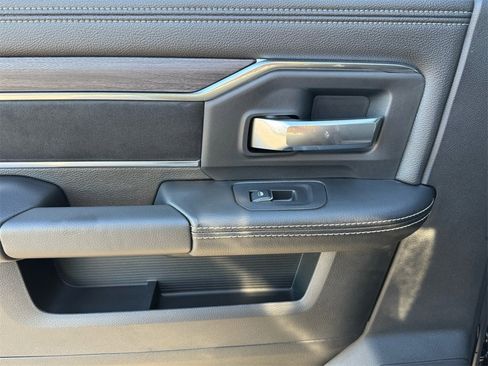 Used 2025 RAM 2500 Laramie w/ Night Edition image 15