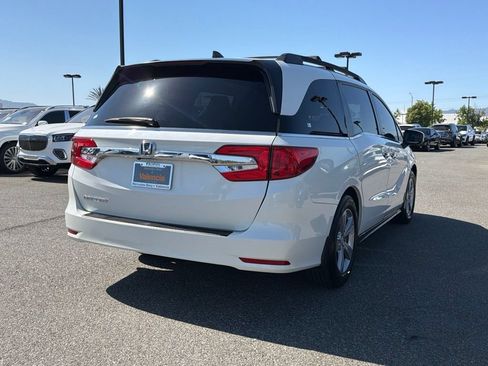 Used 2018 Honda Odyssey EX image 8