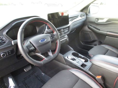 Used 2023 Ford Escape ST-Line w/ Tech Pack #1 image 16