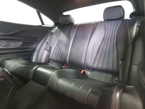 Used 2018 Mercedes-Benz E 400 Coupe image 12