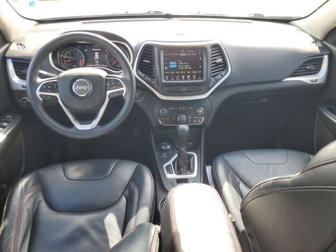 Used 2015 Jeep Cherokee Trailhawk w/ Comfort/Convenience Group AWD/4WD image 12