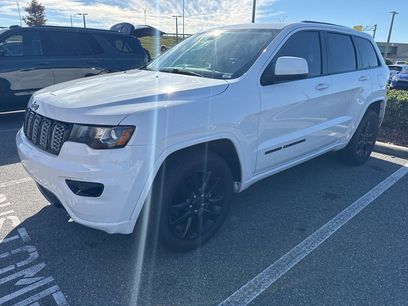 Used 2020 Jeep Grand Cherokee Altitude