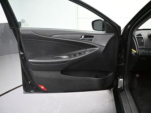 Used 2011 Hyundai Sonata SE image 8