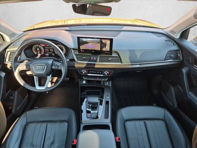 Used 2023 Audi Q5 2.0T Premium Plus w/ Premium Plus Package AWD/4WD image 21