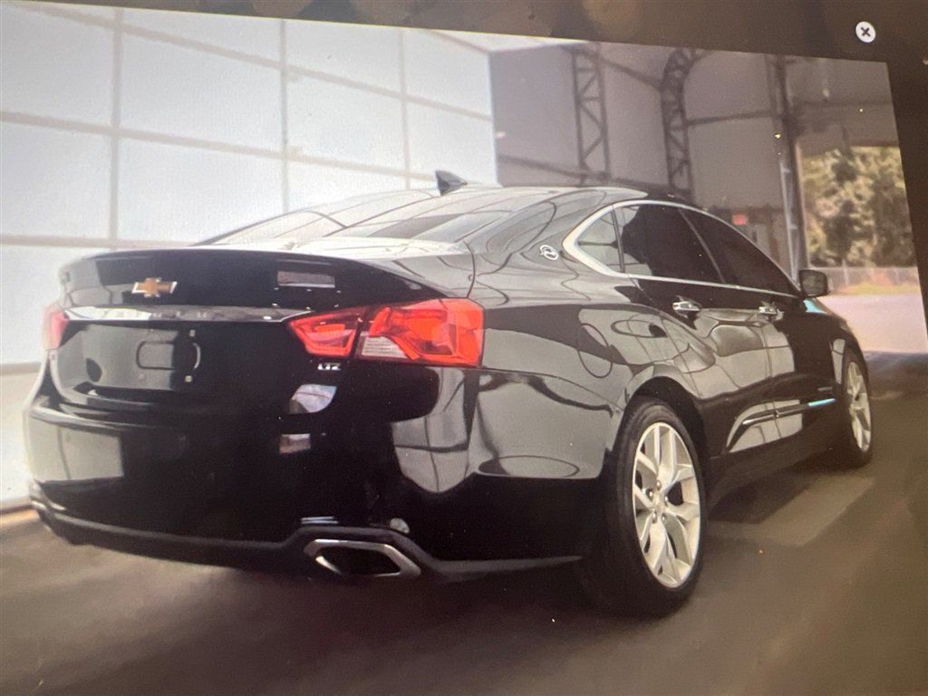 Used 2016 Chevrolet Impala LTZ w/ Enhanced Convenience Package FWD image 2