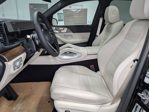 New 2026 Mercedes-Benz GLE 580 4MATIC image 4