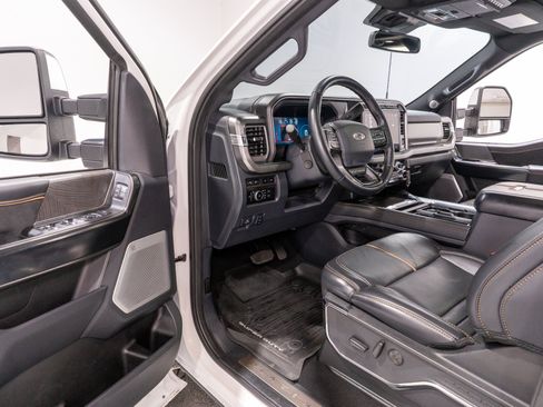 Used 2024 Ford F250 Platinum AWD/4WD image 15