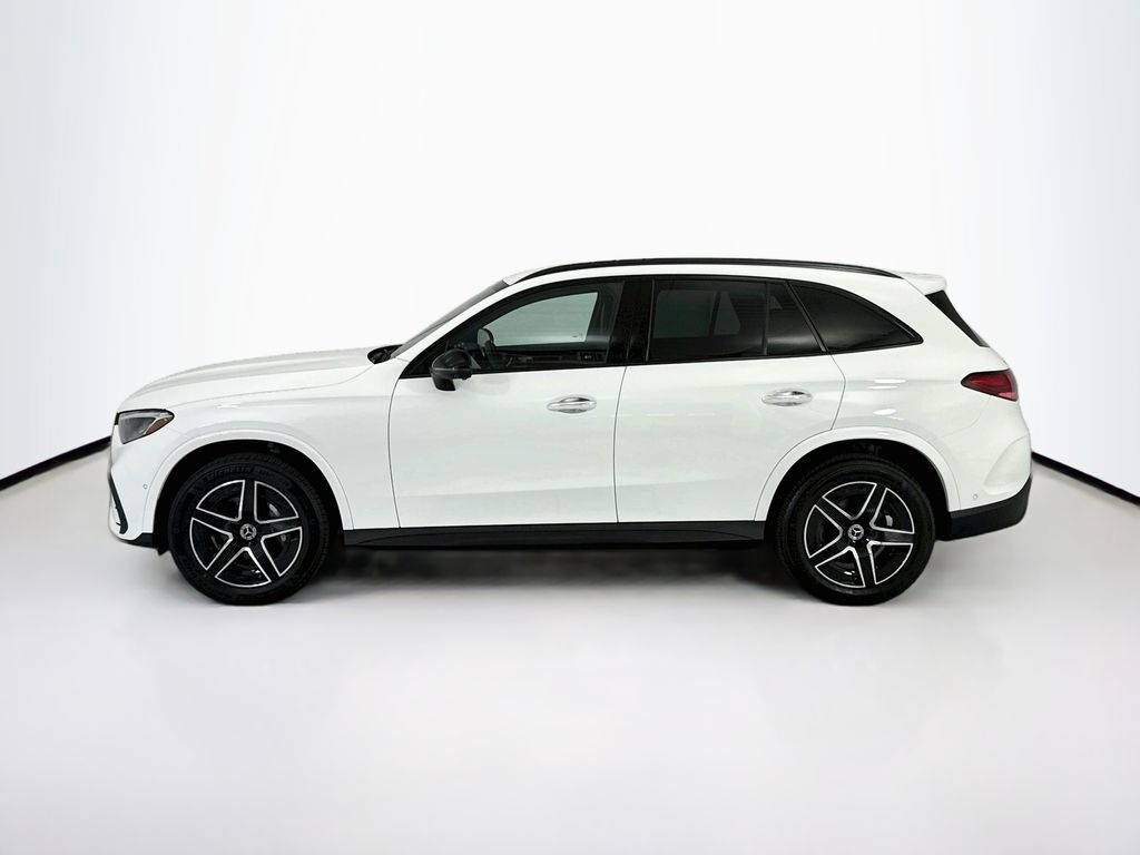 Certified 2026 Mercedes-Benz GLC 300 4MATIC image 8