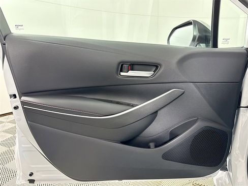 Certified 2025 Toyota Corolla SE image 12