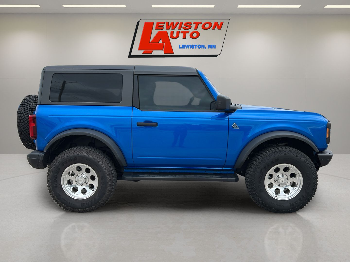 Used 2022 Ford Bronco Black Diamond w/ Sasquatch Package AWD/4WD image 13