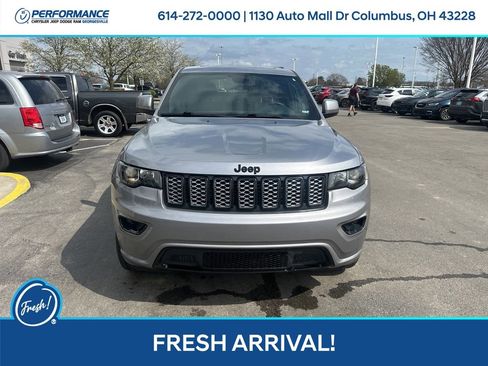 Used 2021 Jeep Grand Cherokee Laredo X image 9
