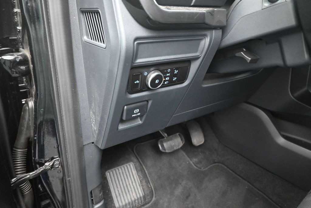 Certified 2026 Ford F150 STX w/ F-150 LOBO Package AWD/4WD image 13