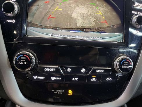 Used 2020 Nissan Murano S w/ Technology Package image 21