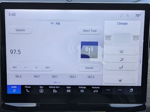 Used 2023 Ford Expedition Max Limited image 22