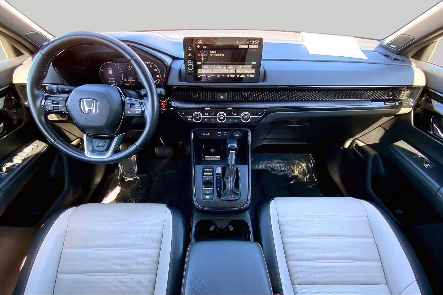 Used 2024 Honda CR-V Sport Touring image 15