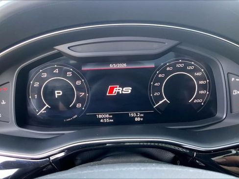 Used 2024 Audi RS Q8 w/ Black Optic Package AWD/4WD image 23