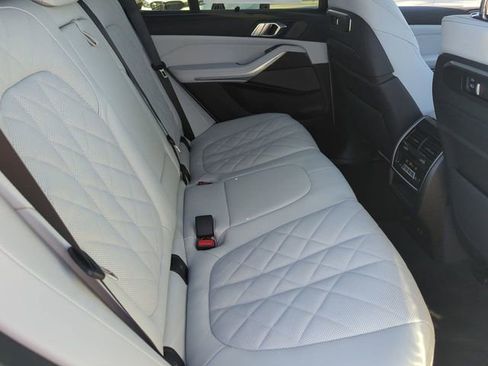 New 2026 BMW X5 M60i image 13