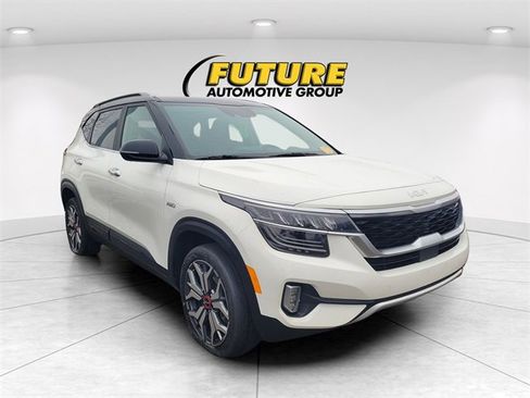 Used 2023 Kia Seltos SX image 1