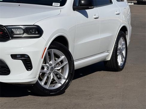 Used 2023 Dodge Durango GT image 3