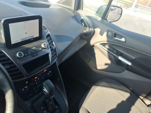 Certified 2020 Ford Transit Connect XLT image 23