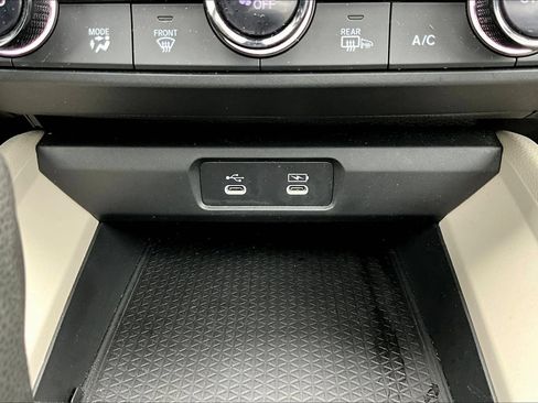 Used 2024 Honda Accord EX image 17